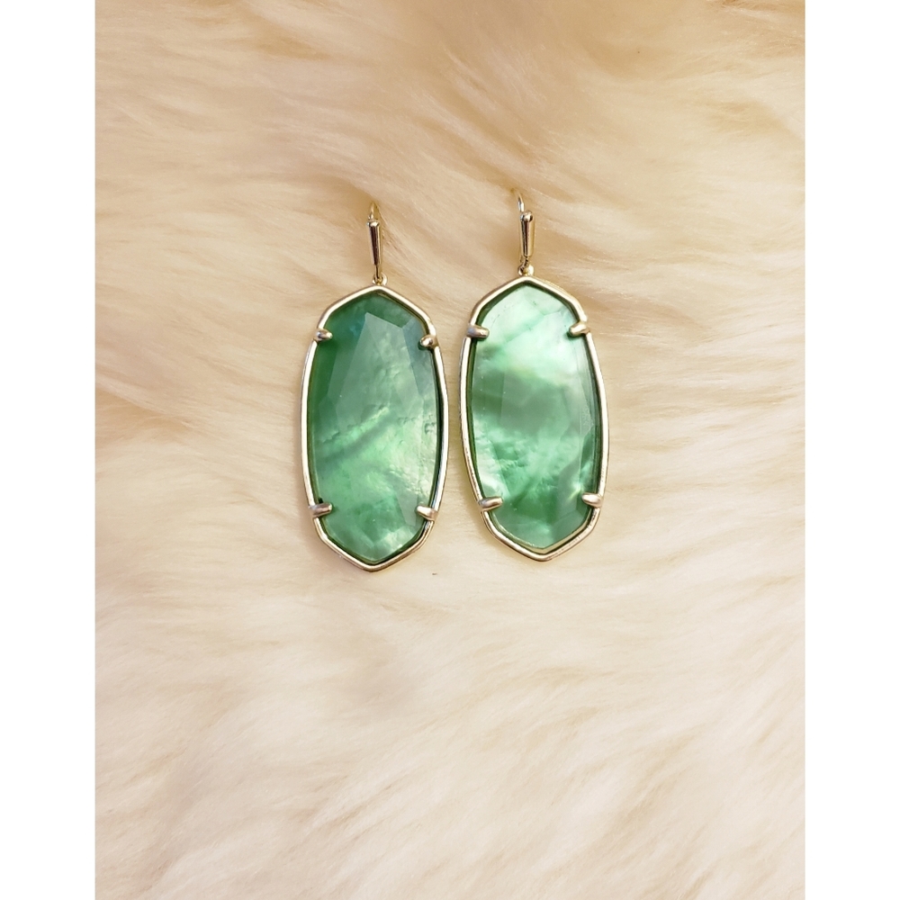 Kendra Scott Elle Earrings in Jade Green I… - Picture 2 of 8